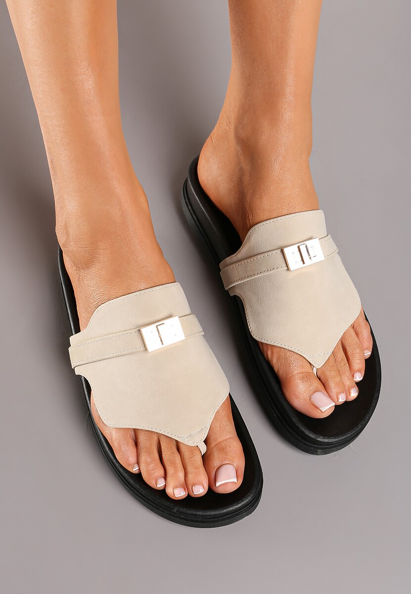 Beżowe Płaskie Japonki Klapki z Metalową Klamrą Giorama