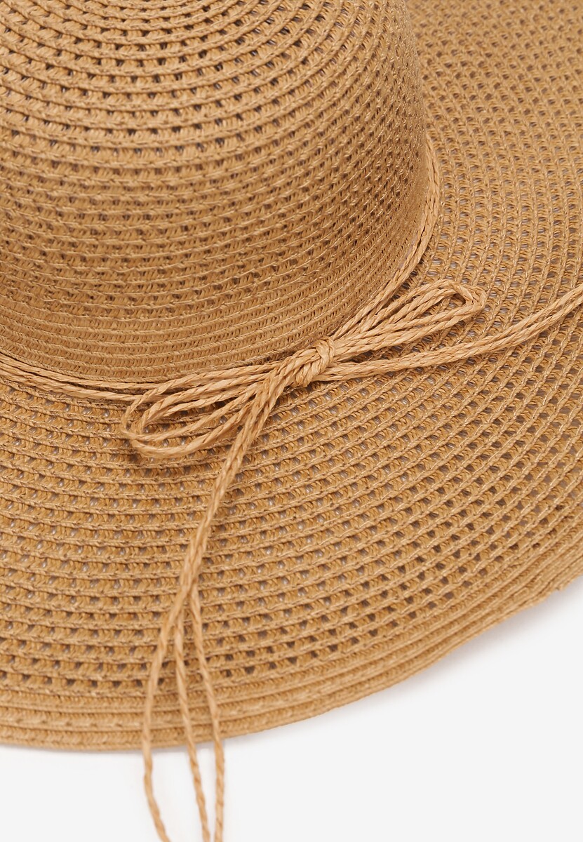 Beżowy Szeroki Kapelusz z Plecionki Ozdobiony Wiązaniem Anothy