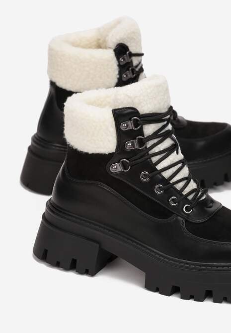 Czarne Sznurowane Traperki na Płaskiej Podeszwie z Futerkiem Alita