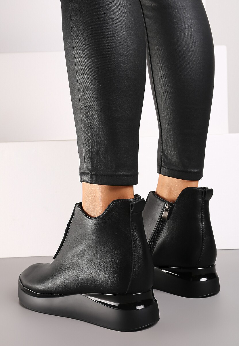 Czarne Botki na Platformie Ozdobione Cyrkoniami Labrisse