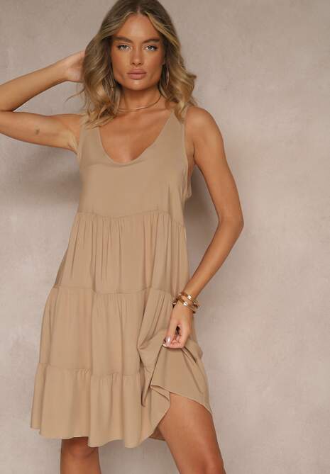 Beżowa Sukienka z Bawełny o Rozkloszowanym Kroju Ozdobiona Falbankami Tessah