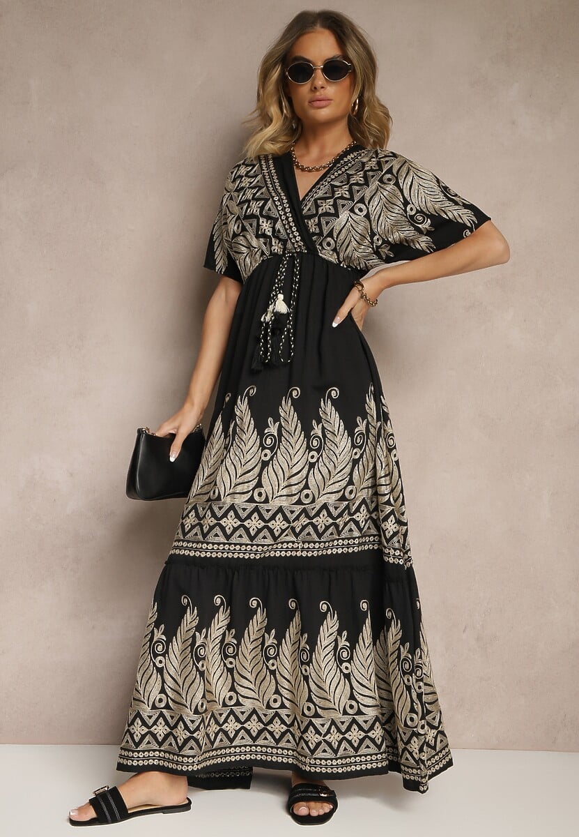 Czarna Wiskozowa Sukienka Kopertowym Dekoltem i Frędzlami Redevie