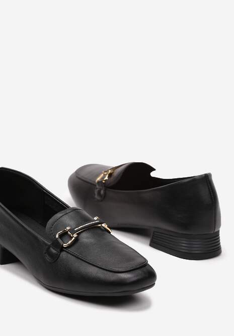 Czarne Mokasyny na Płaskim Słupku z Klamrą z Cyrkoniami Haloena