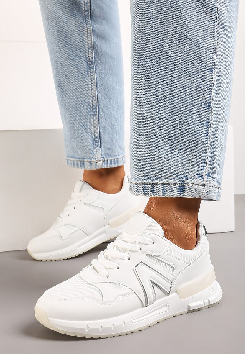 Białe Płaskie Sneakersy przed Kostkę z Ekozamszu ze Sznurowaniami Jrines