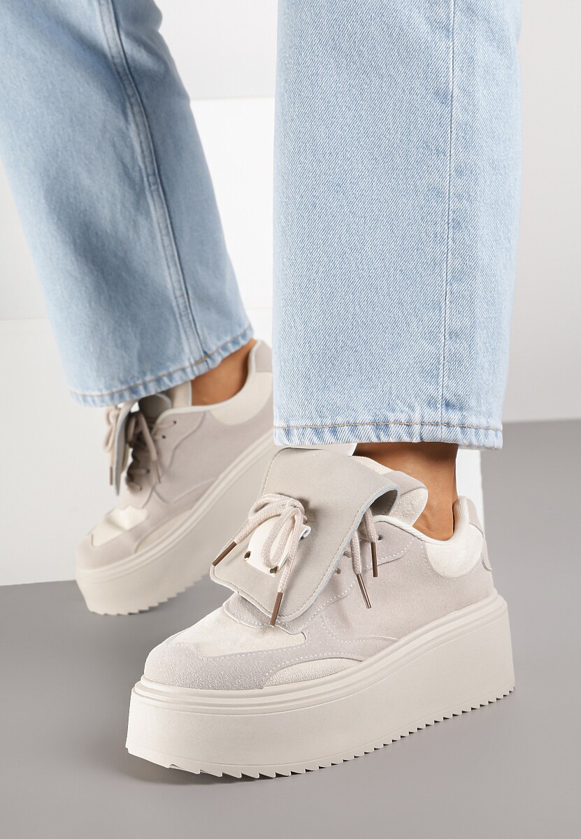 Beżowe Sneakersy Ozdobione Kokardą i Wywiniętym Językiem Ivalione