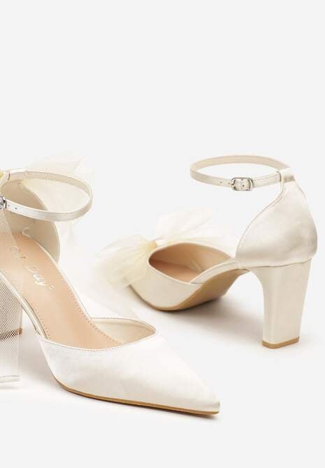 Beżowe Czółenka Satynowe na Słupku Ozdobione Kokardą z Tiulu Vinivia