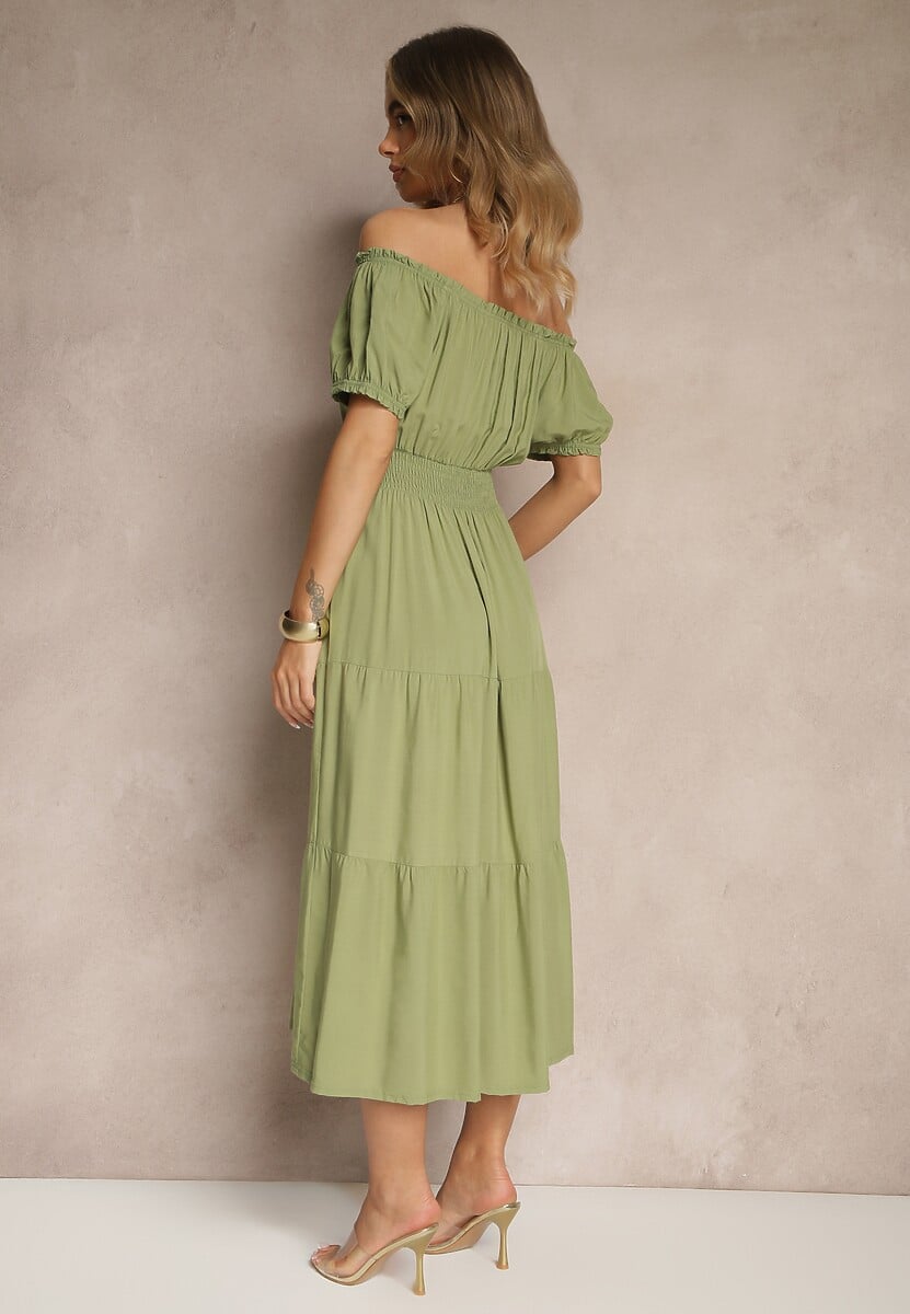 Ciemnozielona Rozkloszowana Sukienka z Gumką w Talii i Dekoltem w Kształcie Łódki Miratela