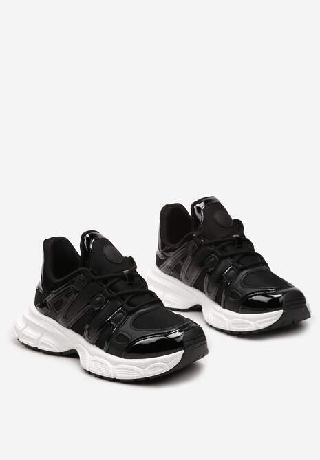 Czarne Sneakersy Ozdobione Tłoczeniem i Wstawkami Keladavia