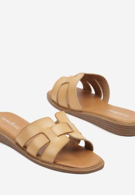 Beżowe Klapki Eleganckie Zdobione Wycięciami Ivelgis