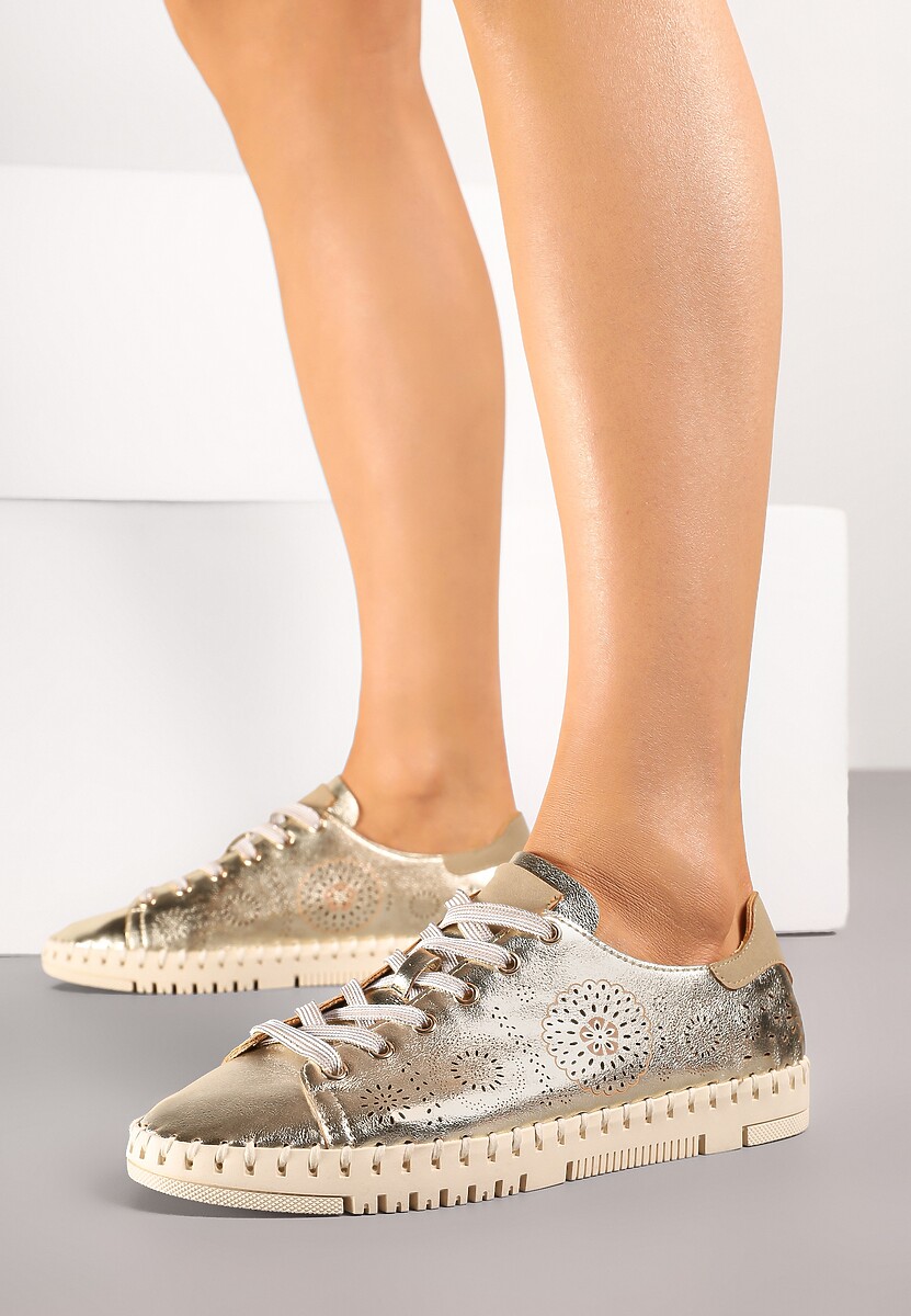 Złote Ażurowe Tenisówki z Ozdobnymi Przeszyciami przy Podeszwie Zarelle