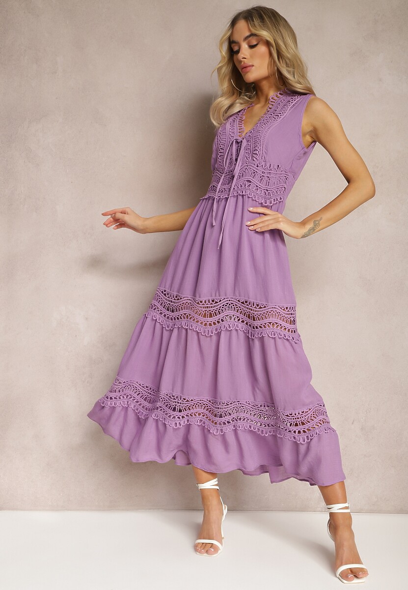Fioletowa Maxi Sukienka o Rozkloszowanym Kroju z Ażurowymi Wstawkami Litulla