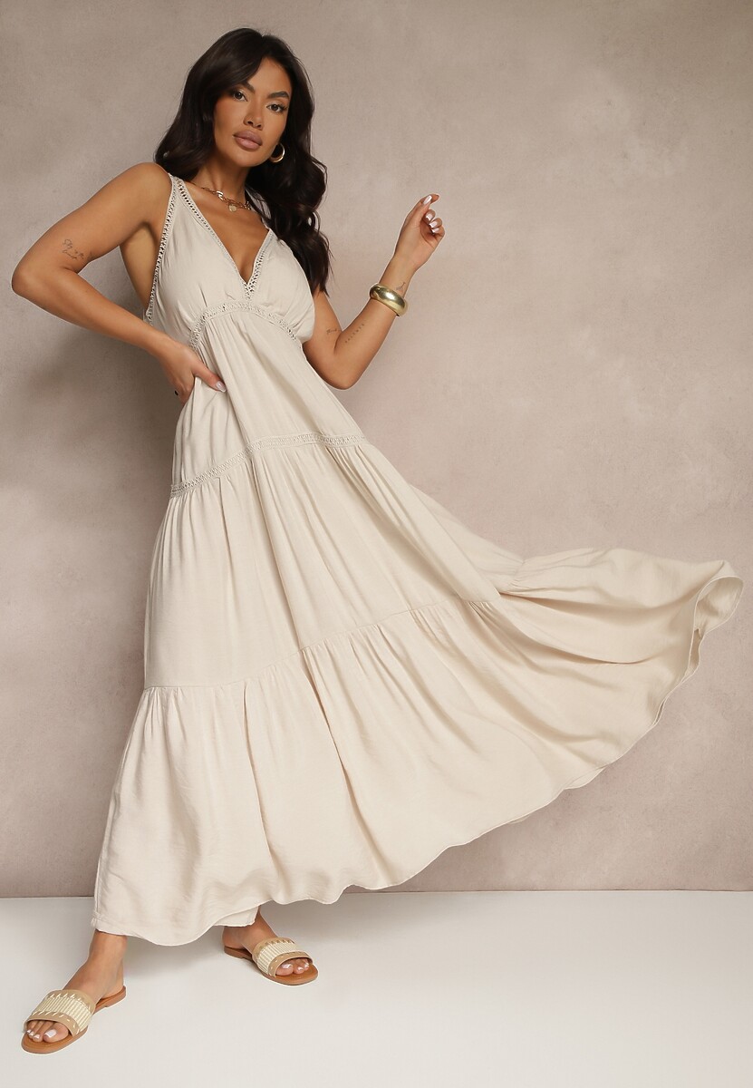 Biała Sukienka z Wiskozą Ozdobiona Szydełkowym Motywem Mevelta