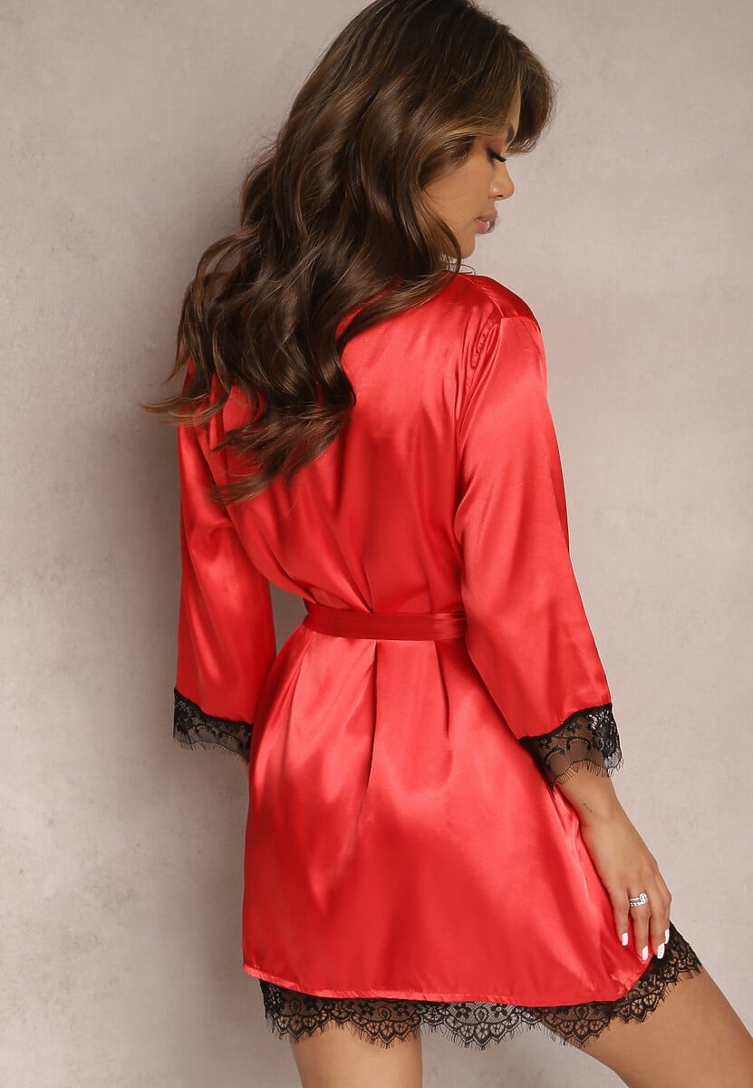 Czerwona Koszula Nocna i Szlaftok z Satyny z Ozdobną Koronką Therine