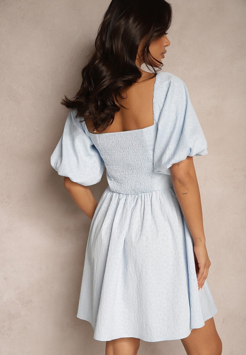 Niebieska Rozkloszowana Sukienka z Elastyczną Górą i Bufkami na Ramionach Velzemia