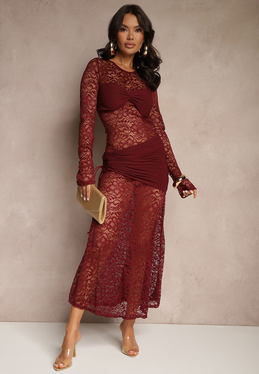 Bordowa Koronkowa Sukienka Dopasowana Ozdobiona Marszczeniem z Usztywnionymi Miseczkami Temitta