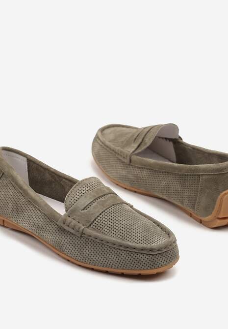 Zielone Mokasyny ze Skóry Naturalnej Zdobione Perforacją Revaya