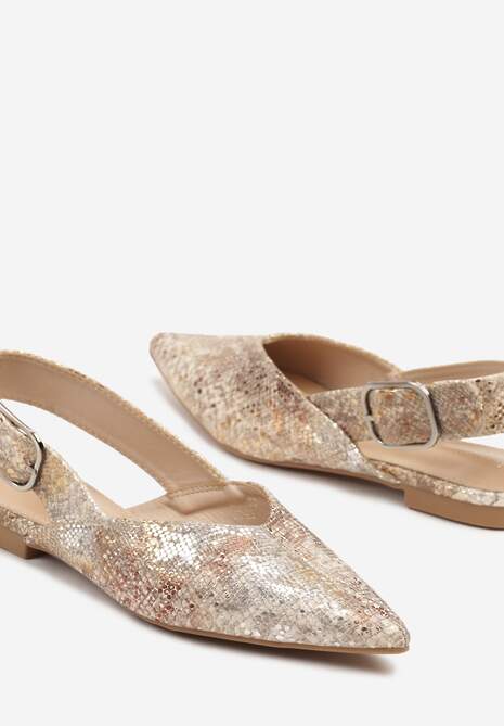 Złote Wężowe Sandały Typu Slingback Ozdobione Klamrą Banelias