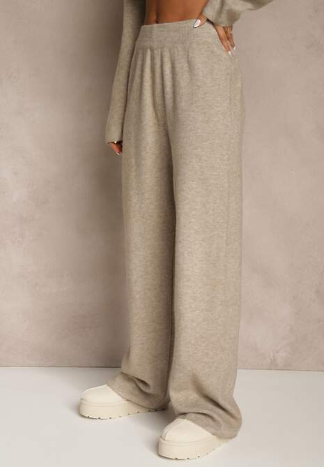 Beżowy Komplet Oversize z Dzianiny z Wełną Sweter i Szerokie Spodnie Alenria