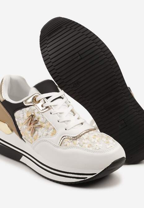 Biało-Czarne Sneakersy Ozdobione Metalicznymi Literami Divlirra
