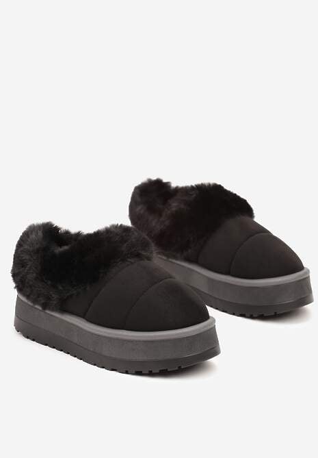 Czarne Śniegowce na Grubej Podeszwie z Pikowanego Materiału Ozdobione Futerkiem Avirorae