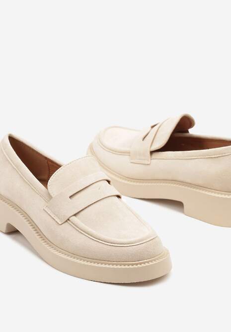 Beżowe Mokasyny Ozdobione z Przodu Paskiem Jelzivis