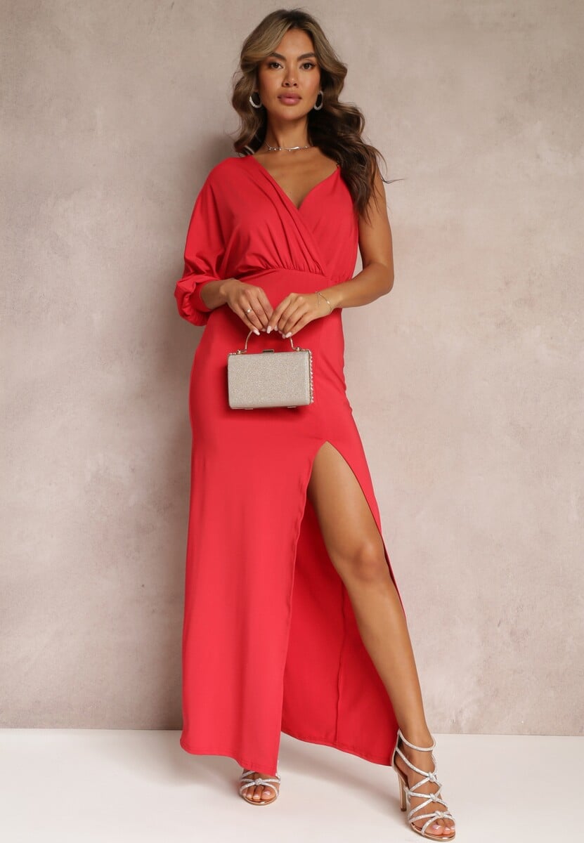 Czarna Asymetryczna Sukienka z Gumką w Pasie i Łańcuszkiem Przy Ramieniu Jisse