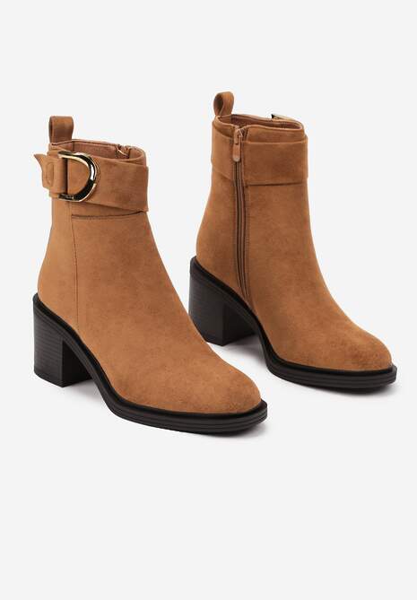 Brązowe Botki Sztyblety na Słupku z Ozdobnym Paskiem i Klamrą Irissara