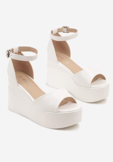 Białe Sandały na Koturnie z Paskiem z Klamerką Palinorea