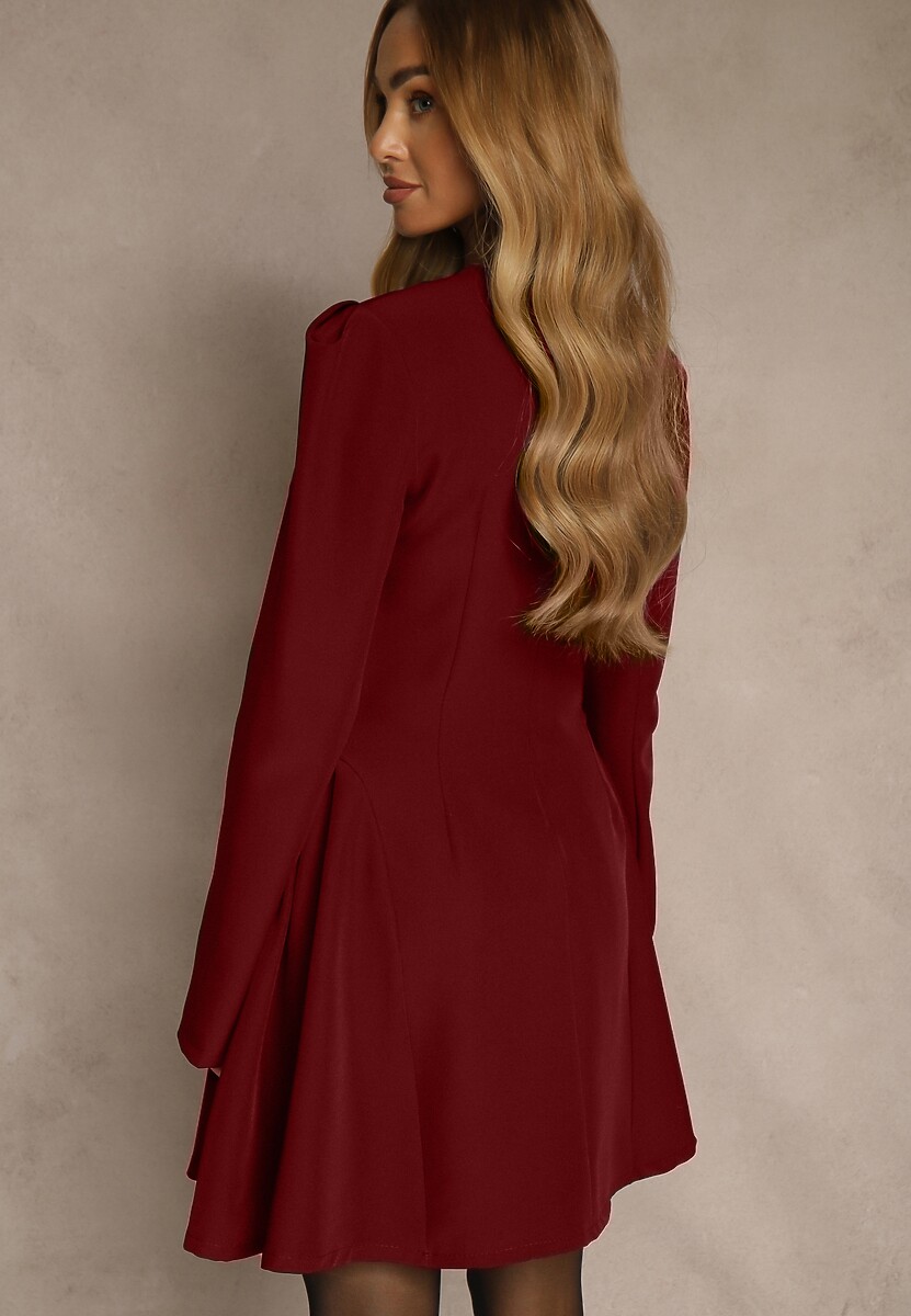 Bordowa Sukienka o Rozkloszowanym Kroju z Ozdobą z Boku Eleslia