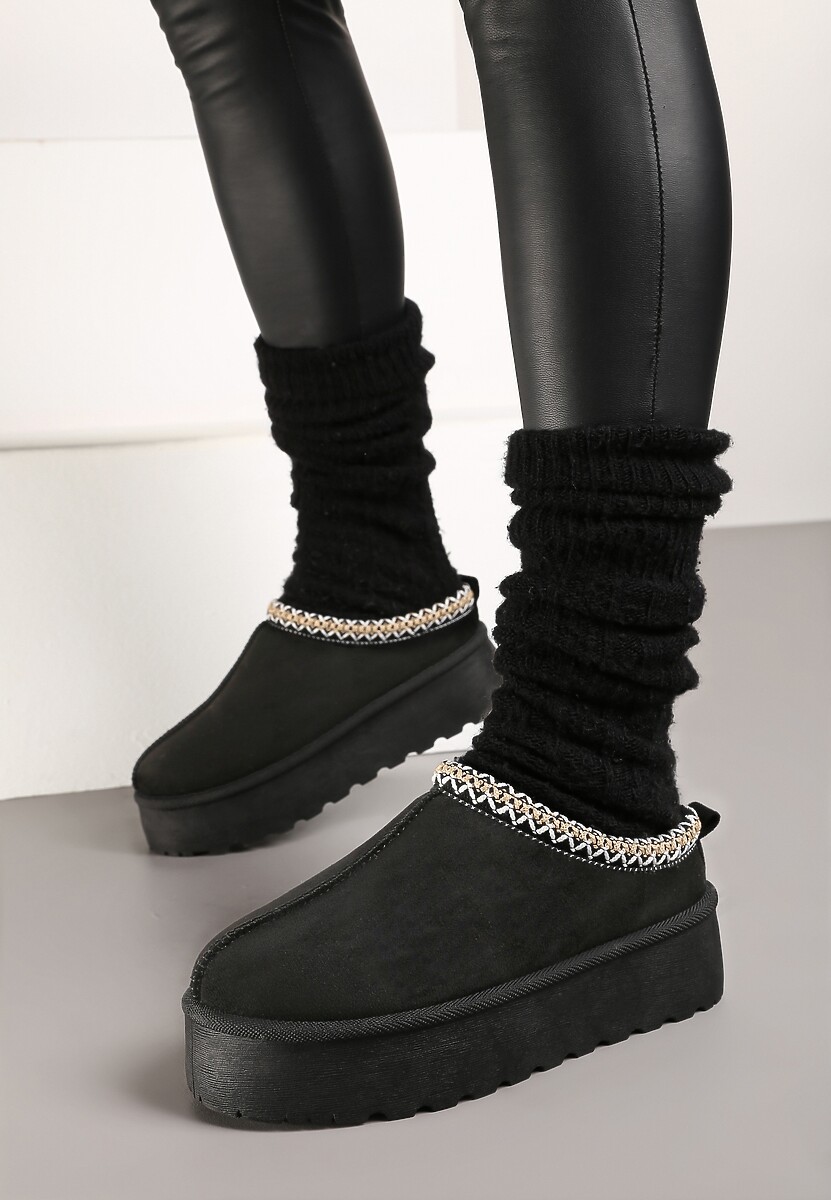 Czarne Śniegowce na Platformie z Niską Cholewką i Haftowanym Wzorem Zivilae