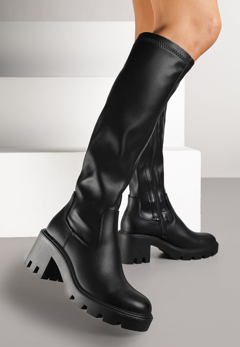 Czarne Kozaki na Słupkowym Obcasie z Przylegającą Cholewką Vemariel