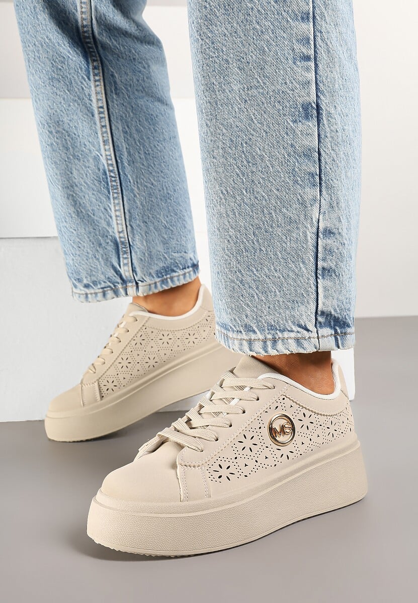 Beżowe Sneakersy na Platformie z Ażurowym Zdobieniem i Aplikacją Dalirnna