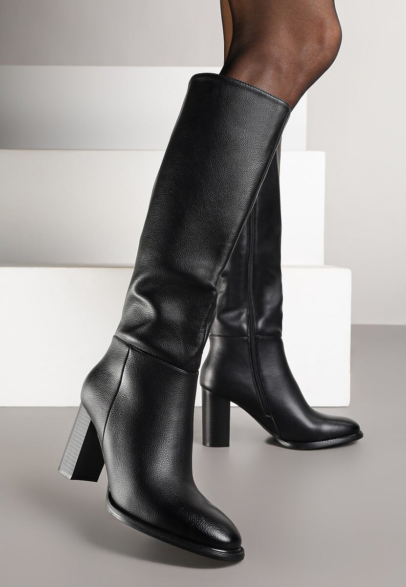 Ciemnobeżowe Kozaki na Słupku z Lekkim Ociepleniem Hanissa