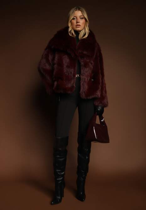 Bordowa Kurtka Futro z Długim Włosiem Zelita