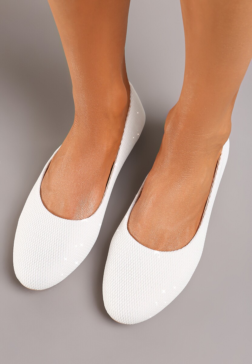 Białe Wsuwane Balerinki Brokatowe na Płaskiej Podeszwie Claremarie