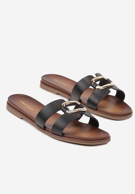 Czarne Klasyczne Klapki z Ozdobnymi Wycięciami i Metaliczną Aplikacją Nitilia