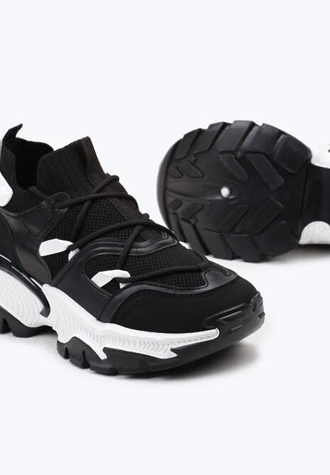 Czarne Sneakersy w Skarpetkowym Stylu z Elastycznym Wiązaniem i Tłoczoną Podeszwą Ielene