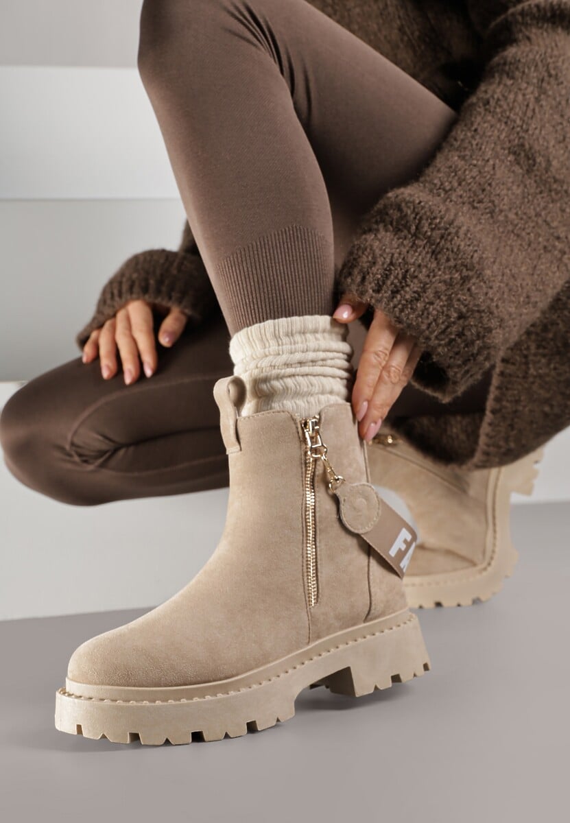 Beżowe Botki z Ozdobną Taśmą z Nadrukiem Dudrey