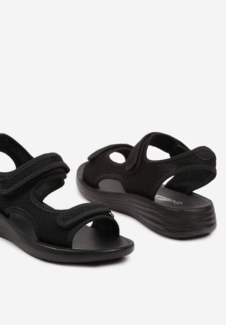 Czarne Sportowe Sandały na Płaskiej Podeszwie na Rzep Ozdobione Perforacją Tesianne