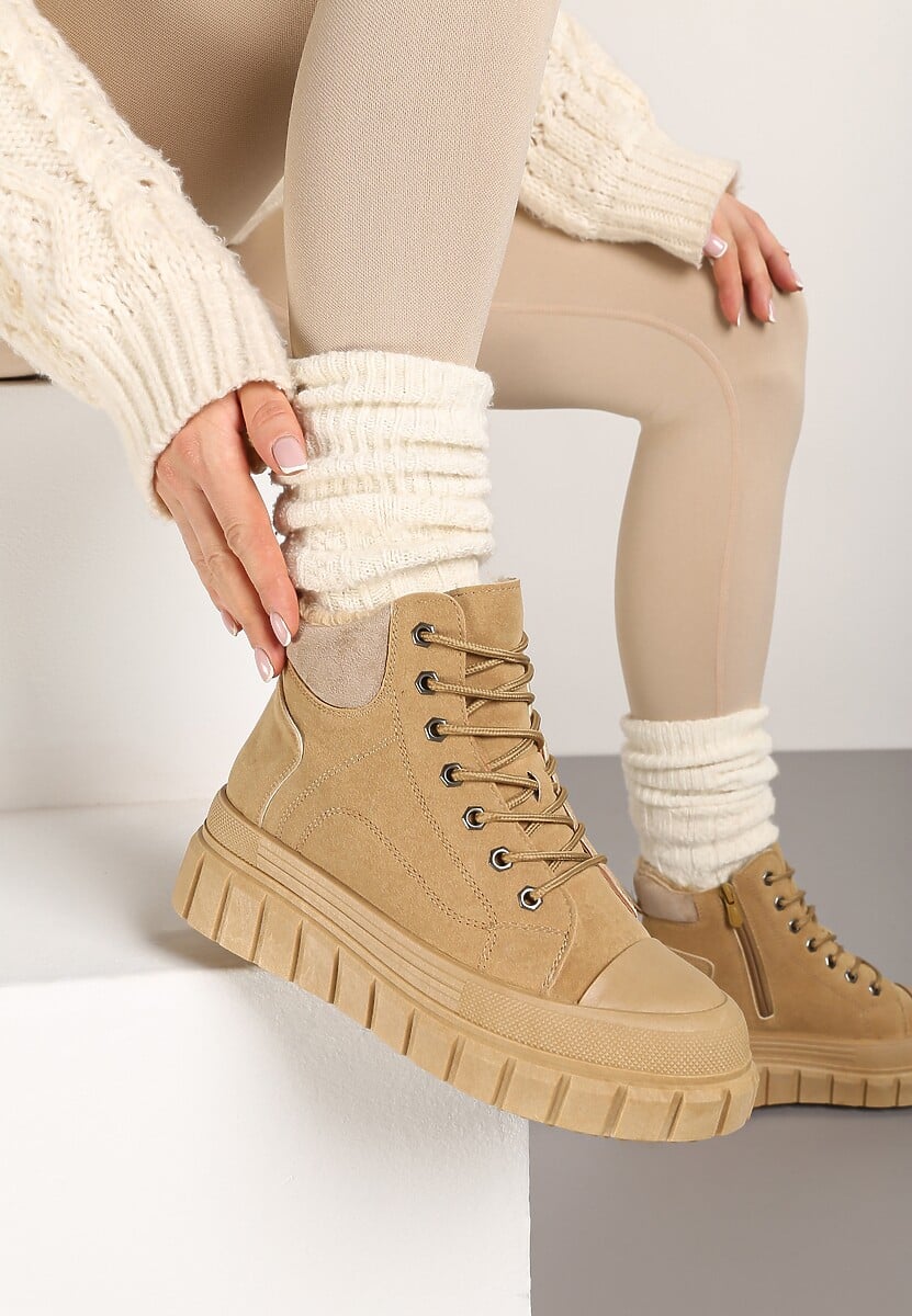 Beżowe Sznurowane Botki Vices na Platformie Ozdobionej Tłoczeniem Savalirae