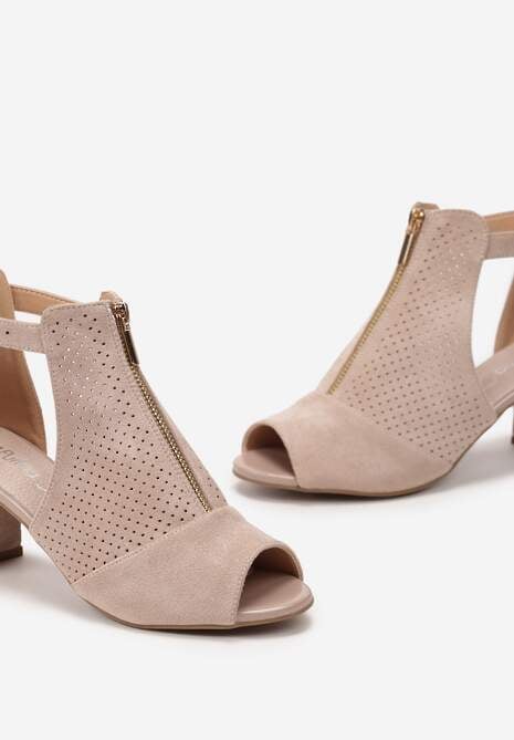 Beżowe Sandały na Obcasie z Suwakiem Zdobione Perforacją i Wycięciami c