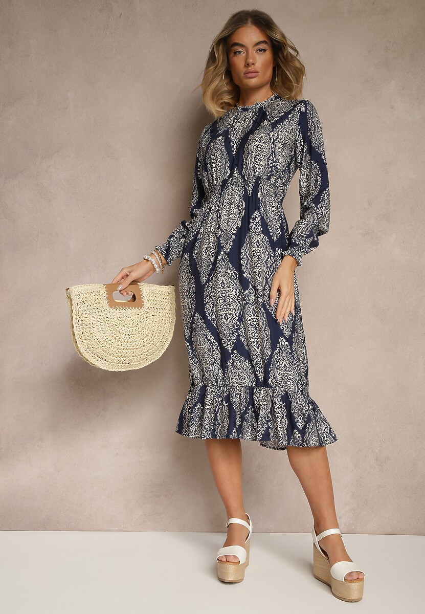 Niebieska Rozkloszowana Sukienka w Etniczny Print z Gumką w Talii i Falbanką Napirea