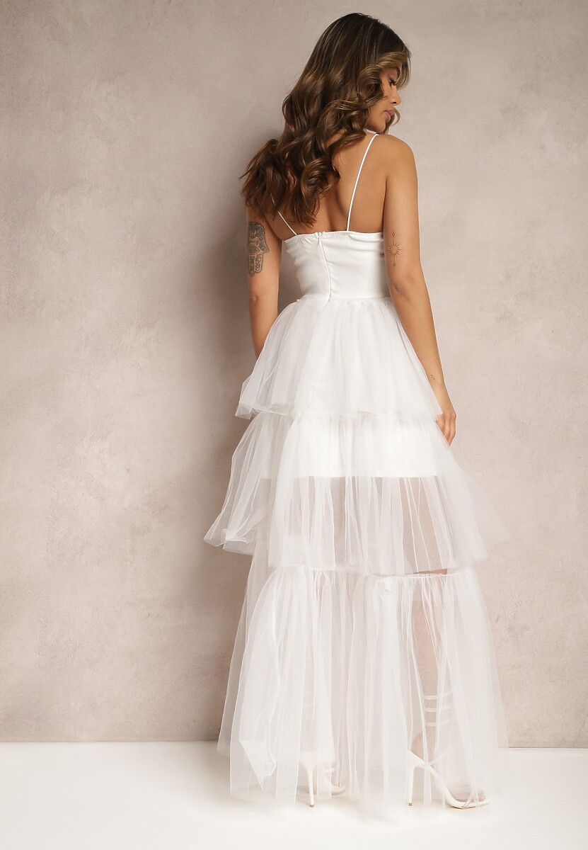 Biała Wieczorowa Sukienka Maxi Ozdobiona Cekinami i Falbankami z Tiulu Neptina