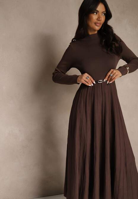 Brązowa Dzianinowa Sukienka Rozkloszowana Longsleeve z Wiskozą i Paskiem Tusnira