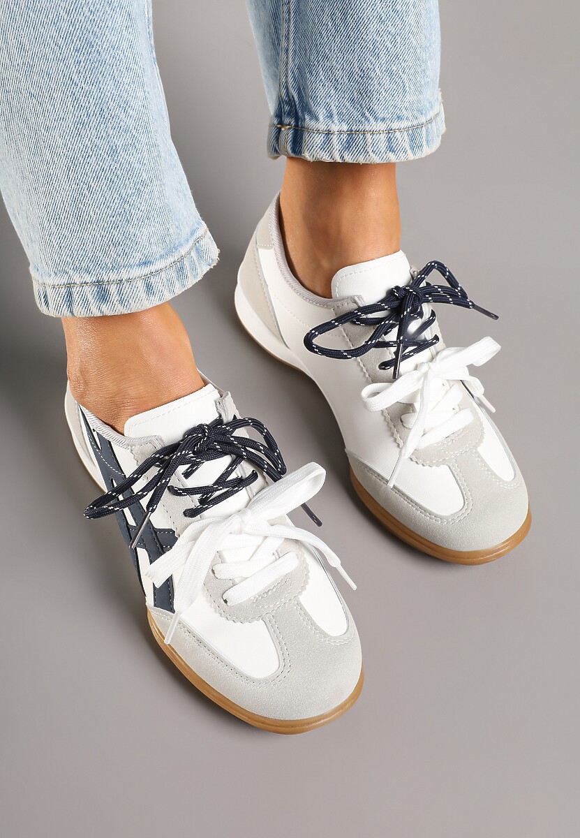 Białe Sneakersy Ozdobione Geometrycznym Wzorem i Podwójnym Sznurowaniem Hirozi