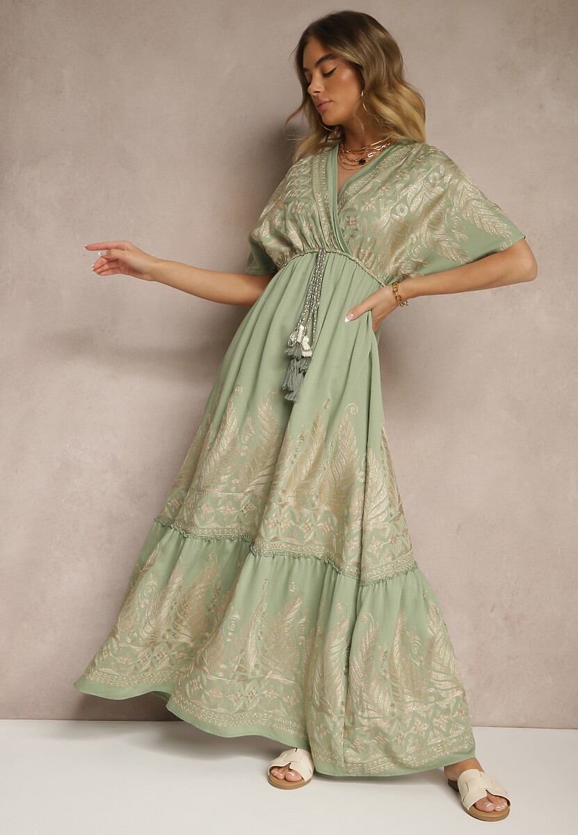 Zielona Wiskozowa Sukienka Kopertowym Dekoltem i Frędzlami Redevie