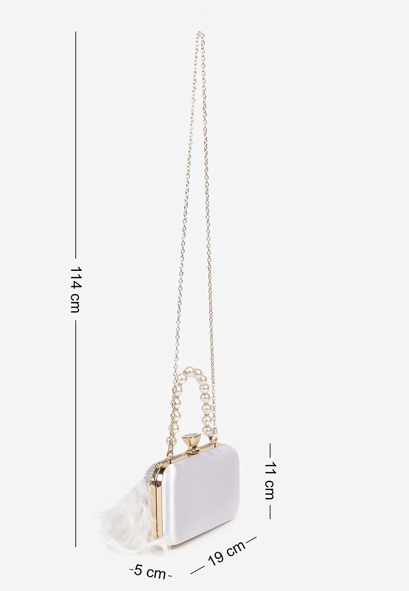 Srebrna Torebka Kopertówka Vices z Łańcuszkiem Zdobiona Piórami i Perłami Fessoria