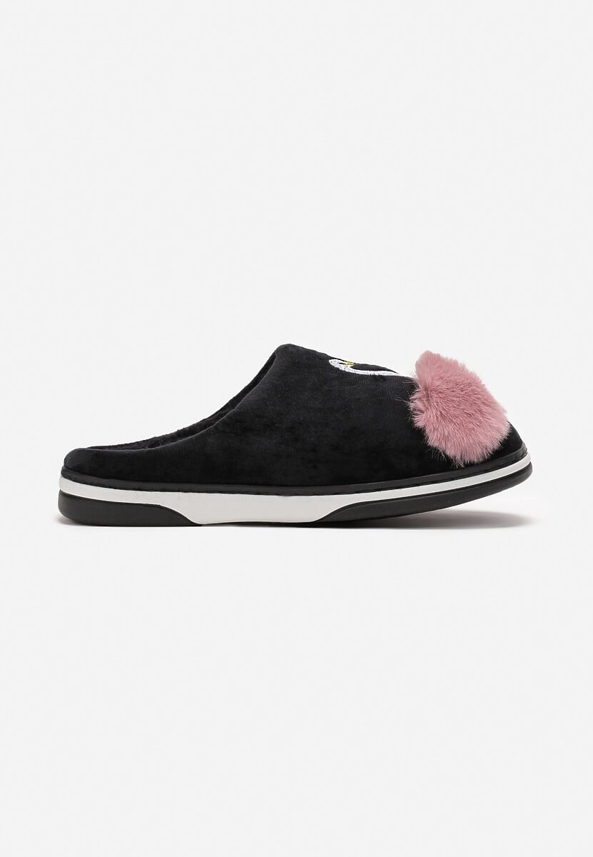 Czarne Kapcie na Płaskiej Podeszwie z Pomponem i Haftem Xamela