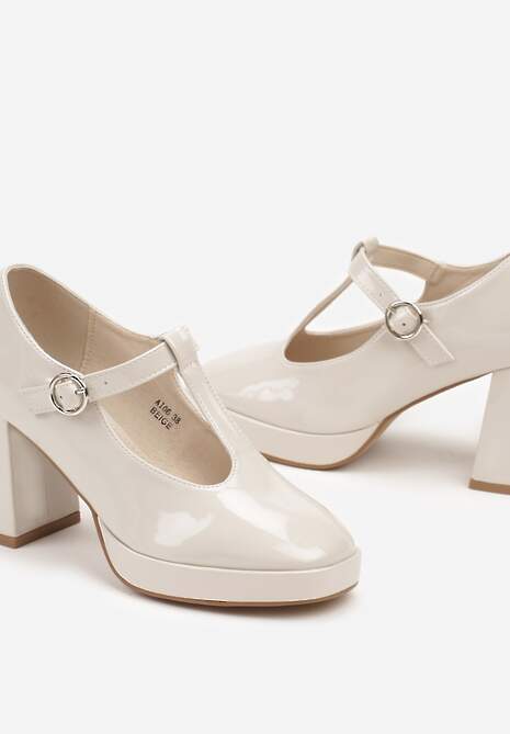 Beżowe Półbuty Lakierowane na Słupku Ozdobione Paskiem i Sprzączką Medela