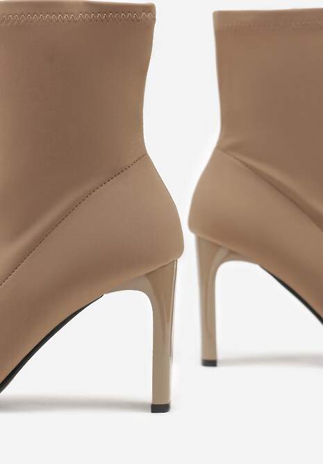 Ciemnobeżowe Elastyczne Botki na Słupkowym Obcasie ze Szpiczastym Noskiem Atise